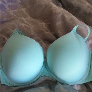 Victoria secret bra new with tag